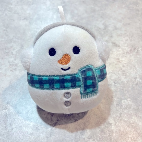 Snowman Squishmallow - Picture 1 of 2